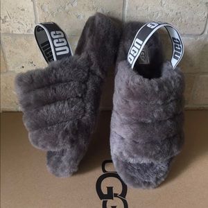 UGG CHARCOAL FLUFF YEAH SLIDE SHEEPSKIN SLINGBACK